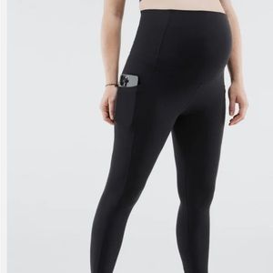 Fabletics maternity leggings - 7/8 length M